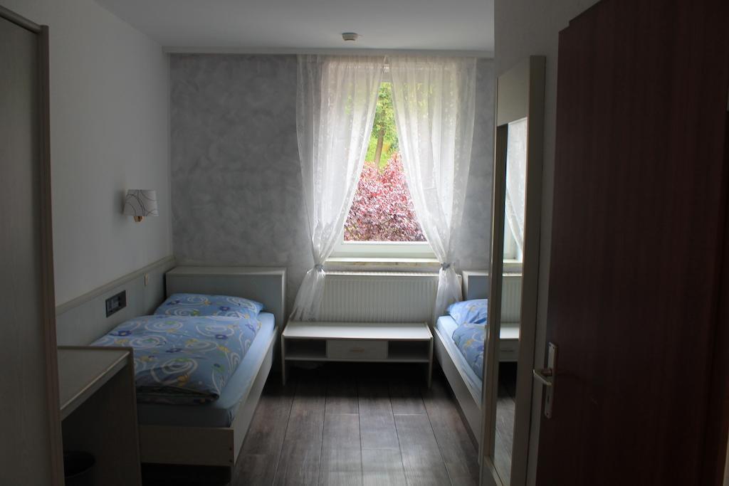 Hotel Restaurant Neu-Holland Kassel Room photo